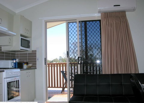 Flame Lily Adventures - Accommodation Gold Coast 0