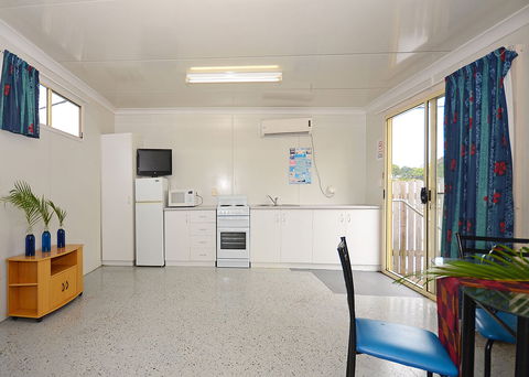 Ned Kellys Motel - Accommodation Gold Coast 3