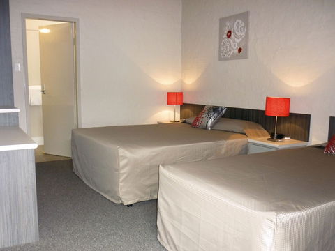 Everton Park Hotel - Accommodation Gold Coast 1