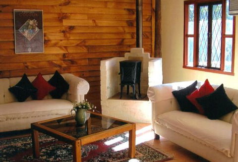 Girraween Country Inn - Accommodation Gold Coast 0