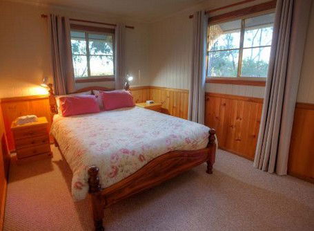 Accommodation Creek Cottages - Accommodation Gold Coast 4