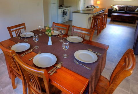 Killarney View Cabins And Caravan Park - Accommodation Gold Coast 3