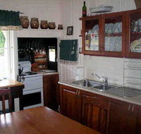 Dillons Cottage - Gold Coast 4U