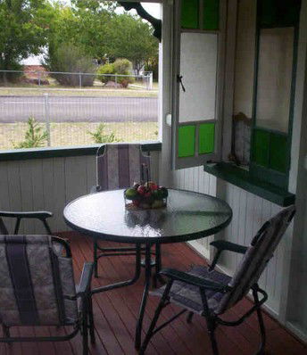 Dillons Cottage - Gold Coast 4U 1
