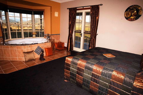 R On The Downs Rural Retreat - Accommodation Gold Coast 4