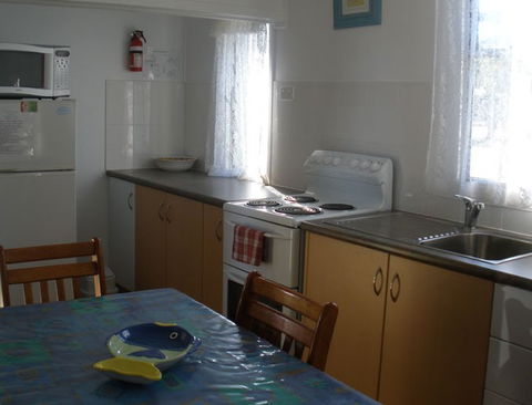 Cosy Cottages Amity Point - Accommodation Gold Coast 1