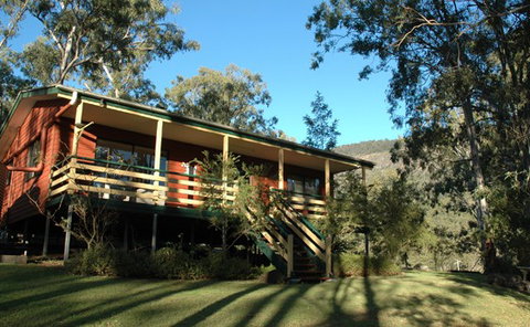Cave Rock Cottages - Accommodation Gold Coast 5