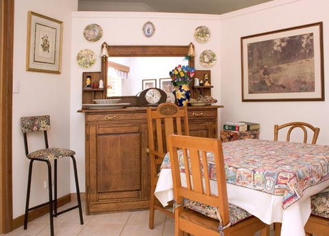 Rock-Al-Roy Bed And Breakfast - Accommodation Gold Coast 3