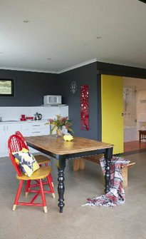 Deshons Retreat - Accommodation Gold Coast 0