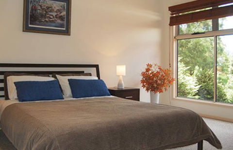 Ravensbourne Escape Kookaburra Kottage - Accommodation Gold Coast 1