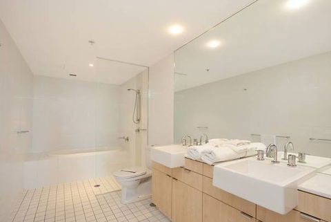 Grand Mercure Apartments Coolangatta - Accommodation Gold Coast 2