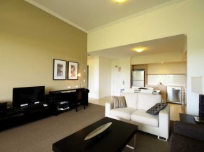 The Chancellor Executive Apartments - Accommodation Gold Coast 3