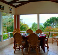 Albany View Street Lodge Bed and Breakfast and Art Studio - Accommodation Gold Coast