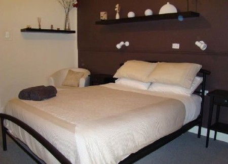 Busselton Guest House - Gold Coast 4U 1