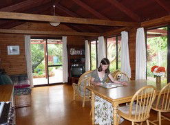 Karri Patch Cottage - Accommodation Gold Coast 2