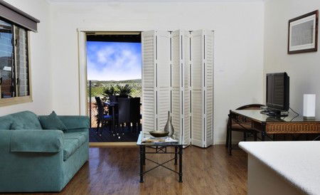 Kimberley Hotel - Gold Coast 4U 3
