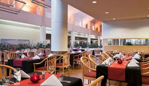 Doubletree By Hilton Alice Springs - Accommodation Gold Coast 1