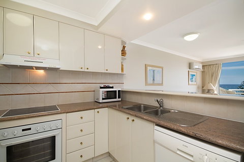 Burleigh Mediterranean Resort - Accommodation Gold Coast 1