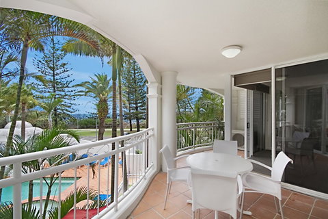 Burleigh Mediterranean Resort - Accommodation Gold Coast 6