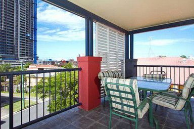 Arrival Accommodation Centre - Accommodation Gold Coast 5