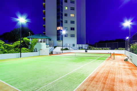 Waterford Apartments On Main Beach - Accommodation Gold Coast 5