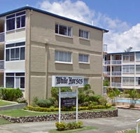 White Horses Apartments - Accommodation Gold Coast