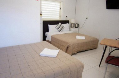 Evening Star Motel - Accommodation Gold Coast 1