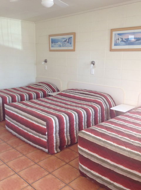 Sunburst Motel - Accommodation Gold Coast 3