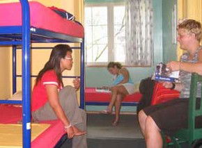 Backpacker Yellow Submarine - Accommodation Gold Coast 2