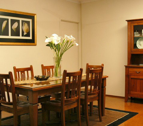 Birds 'n' Bloom Cottages - Accommodation Gold Coast 4