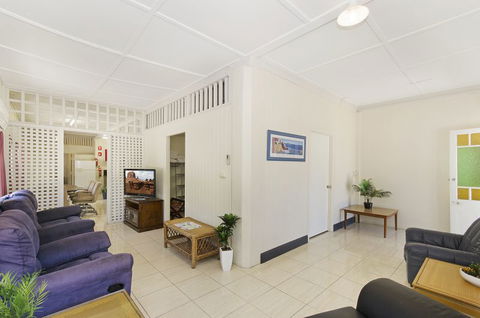 Strand Motel - Accommodation Gold Coast 0