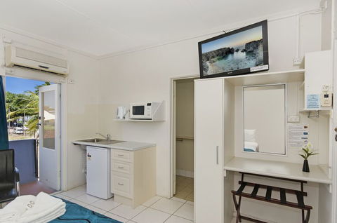 Strand Motel - Accommodation Gold Coast 4