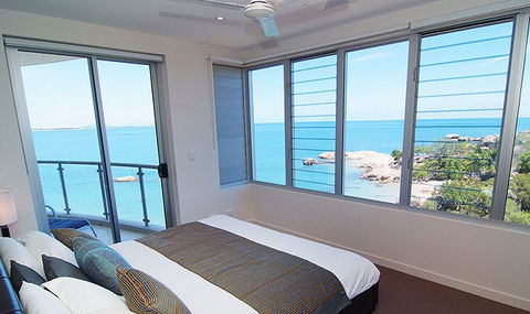 Coral Cove Apartments - Accommodation Gold Coast 2