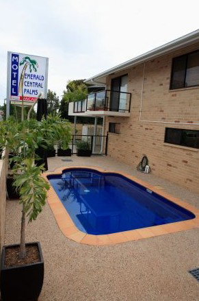 Emerald Central Palms Motel - Accommodation Gold Coast 1
