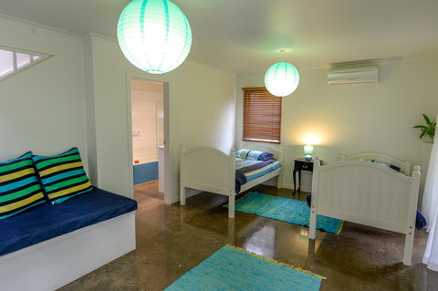Surfers Palace Torquay - Accommodation Gold Coast 1