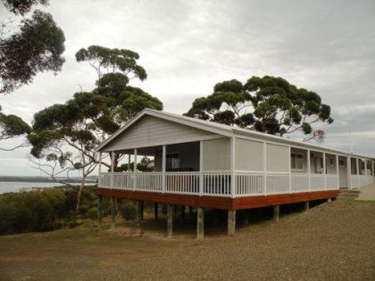 Oyster Bay Retreat - Gold Coast 4U 0