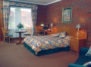 Sovereign Park Motor Inn - Gold Coast 4U 0