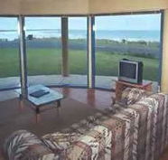 Horizons Beachfront Apartment - Gold Coast 4U