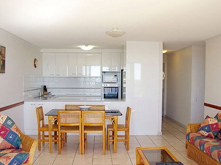 Trafalgar Towers - Accommodation Gold Coast 3