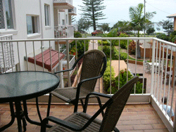 Burleigh Point Apartments - Accommodation Gold Coast 1