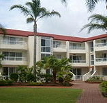 Key Largo Apartments - 1 Gold Coast