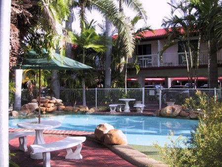 Monte Carlo Motor Inn - Gold Coast 4U 5