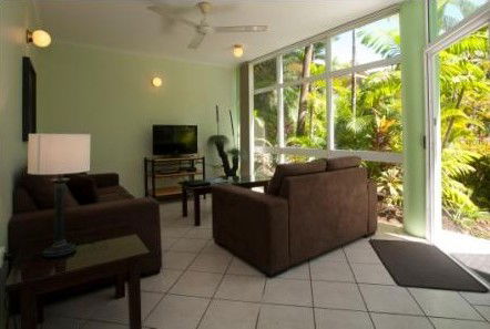 A Tropical Nite - Accommodation Gold Coast 4
