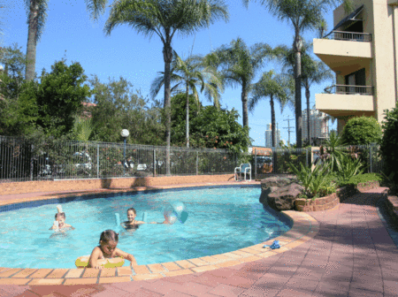 Grangewood Court Holiday Apartments - Accommodation Gold Coast 0