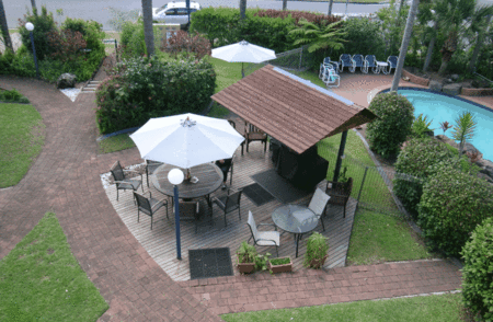 Grangewood Court Holiday Apartments - Accommodation Gold Coast 2