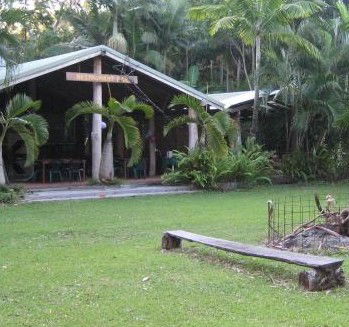 Haleys Cabin & Camping - Accommodation Gold Coast 3