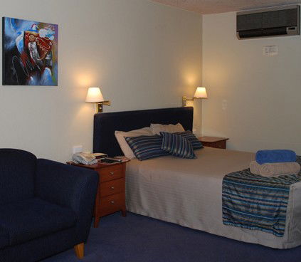 All Seasons Central Court Motel - Accommodation Gold Coast 3