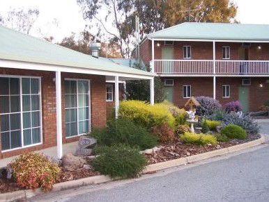 Thurgoona Country Club - Gold Coast 4U 0
