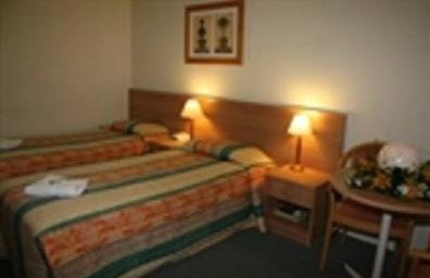 Rest Easy Motel - Accommodation Gold Coast 2