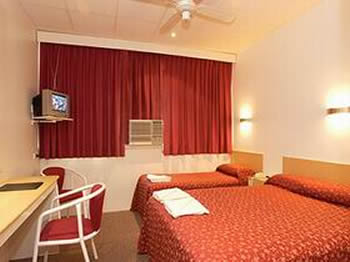 Adelaide Airport Motel - Gold Coast 4U 2